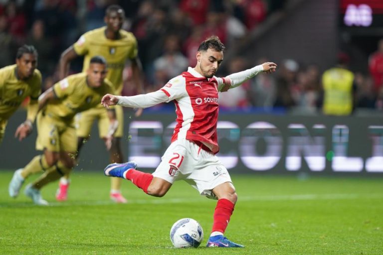 Sporting de Braga consegue empate com Famalicão com golo nos descontos