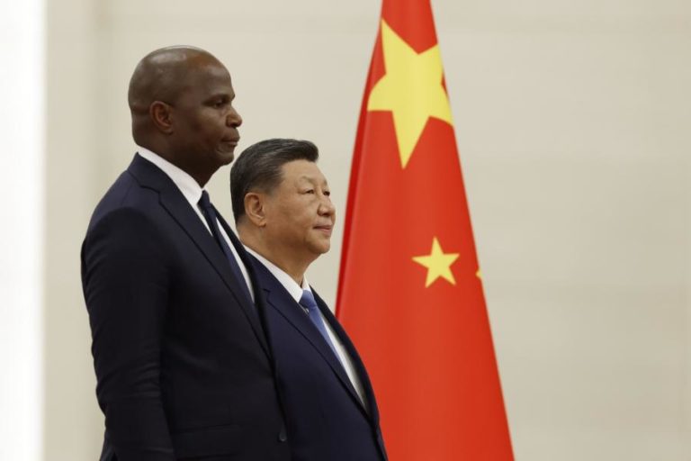 Moçambique junta-se à visão global da China durante visita de Daniel Chapo