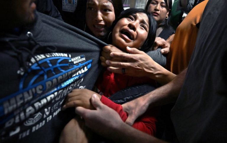 Fotografia do ano do World Press Photo retrata família separada pelo ICE nos EUA
