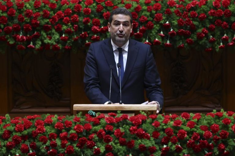 25 Abril: PSD defende que cumprir Abril “é dizer não” aos populismos de “direita e de esquerda”