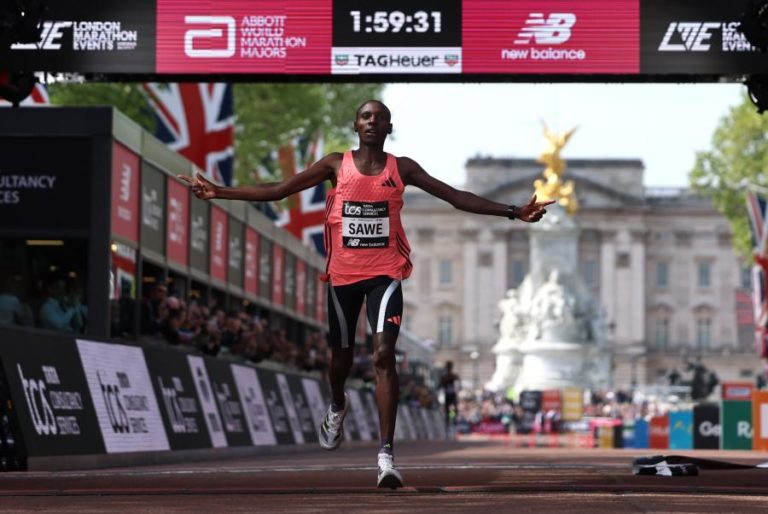 Sabastian Sawe vence Maratona de Londres com recorde mundial abaixo das duas horas