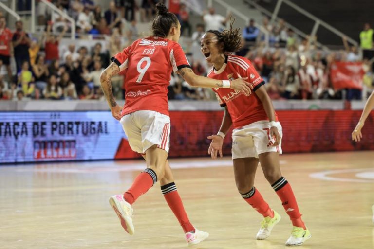 Benfica vence Nun’Álvares e ergue Taça de Portugal feminina de futsal pela 10.ª vez
