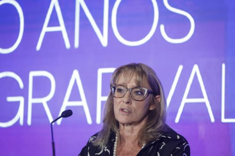 Ministra do Trabalho diz que revisão laboral é uma das três reformas essenciais do Governo
