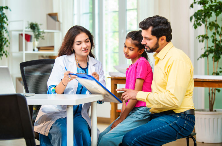 Ontário reforça médicos de família e facilita consultas