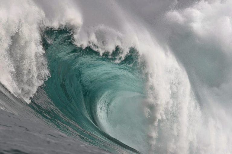 Cientistas alertam para tsunamis causados pelo recuo glaciar