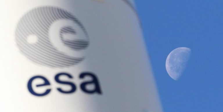 Agência Espacial Europeia lança satélite SMILE à procura dos ventos solares