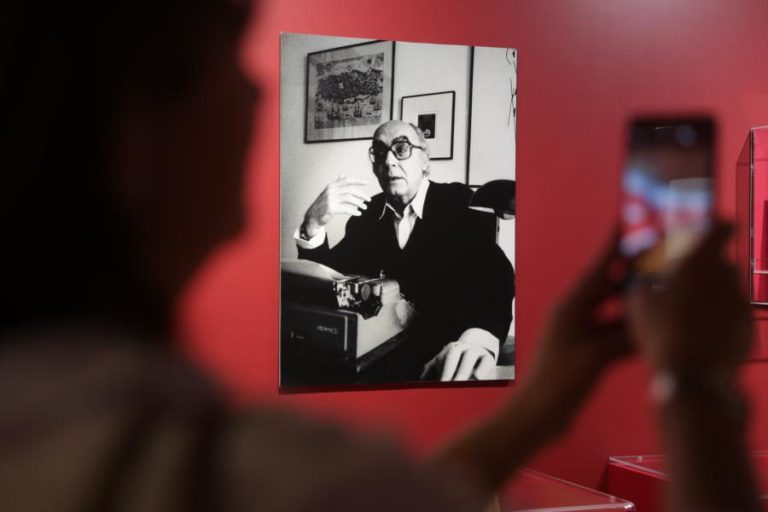 Exposição sobre José Saramago dá início a celebração da língua portuguesa em Díli