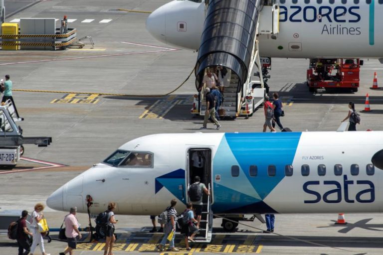 SATA continua com constrangimentos na operação aérea devido ao nevoeiro