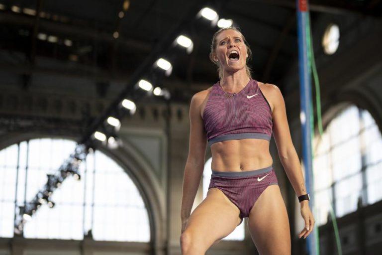 Medalha olímpica Alysha Newman banida 20 meses por falhar testes antidopagem