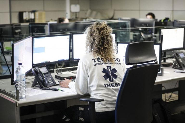 Técnicos de Emergência Pré-Hospitalar promovem vigília contra mudanças no INEM