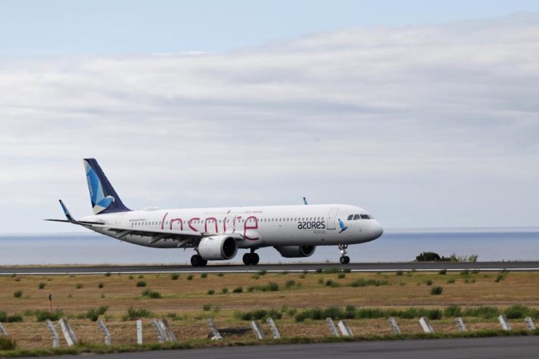 Caderno de encargos propõe venda de pelo menos 75% da Azores Airlines