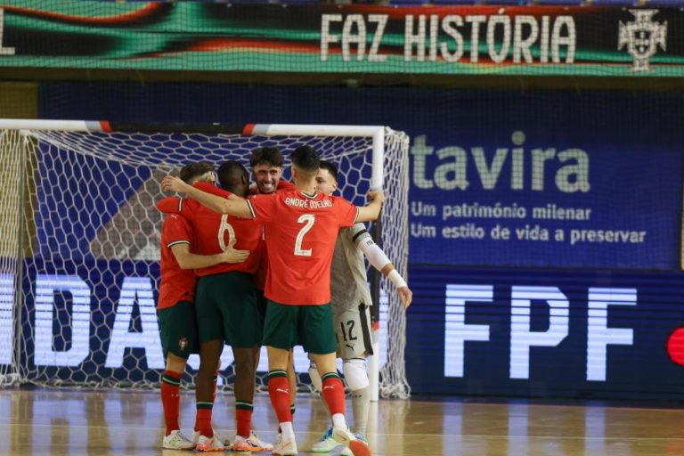 Portugal mantém lugares no pódio dos rankings mundiais de futsal