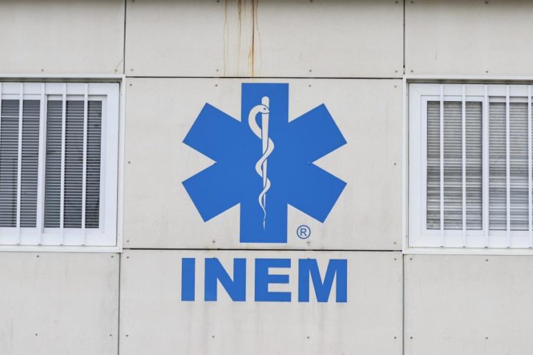 Técnicos de Emergência Pré-Hospitalar em vigília contra nova lei orgânica do INEM