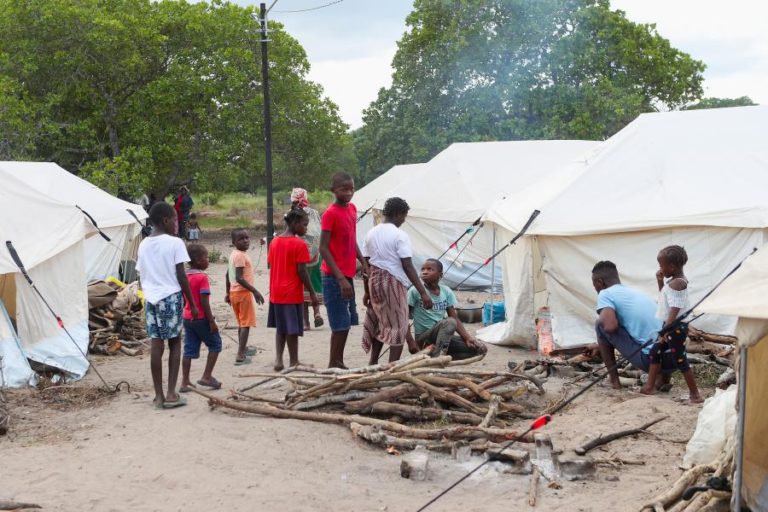 Moçambique/Ataques: Pelo menos 11 mil deslocados em Ancuabe e Montepuez – UE
