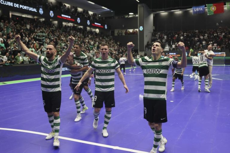 Sporting bate Palma Futsal e sagra-se campeão europeu de futsal