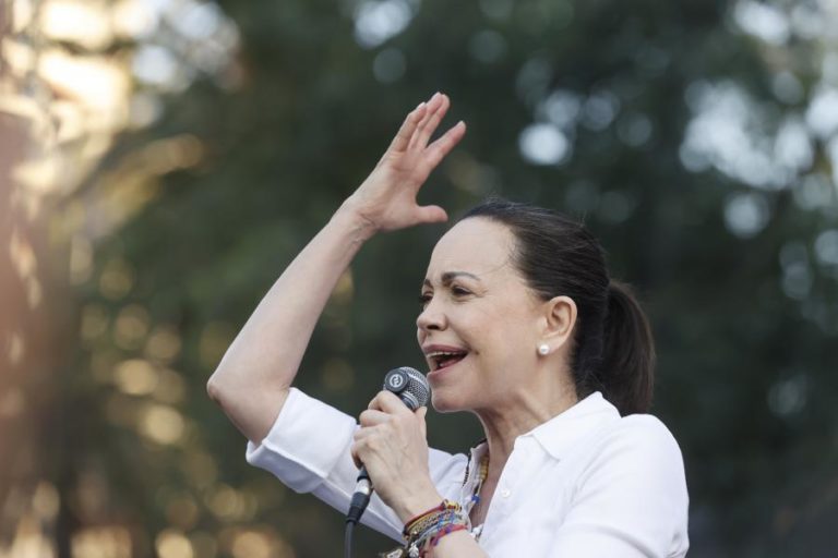 Venezuela: Corina Machado convoca para domingo manifestação em vários países