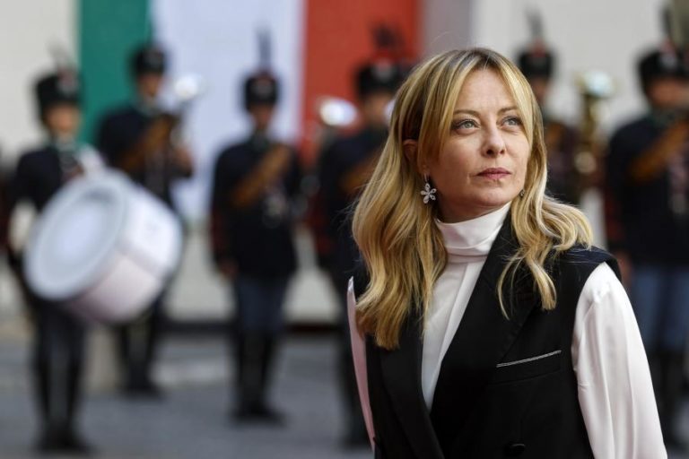 Itália: Governo de Meloni é já o segundo mais duradouro e aponta a recorde de Berlusconi