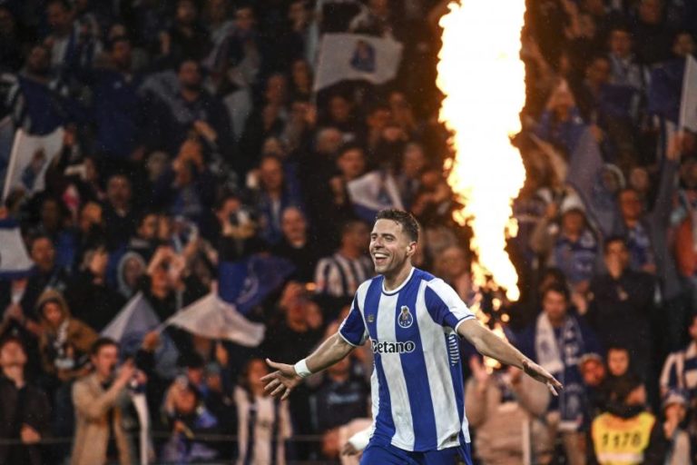 Campeão FC Porto visita AVS ainda com a meta de igualar recorde de pontos na I Liga
