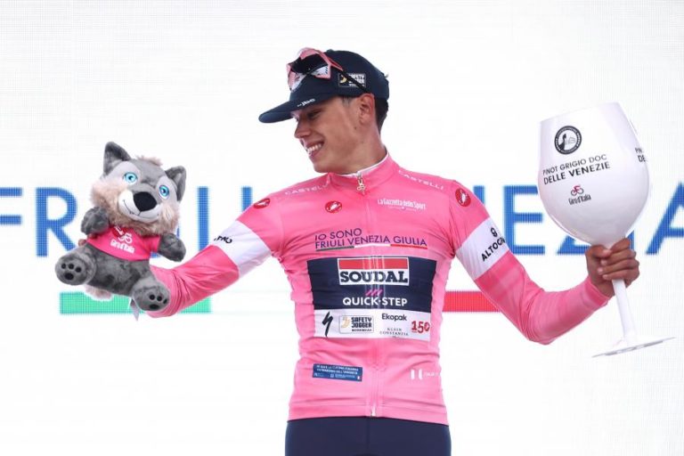 Giro: Magnier reencontrou a ‘maglia rosa’ numa primeira etapa em que Morgado se mostrou