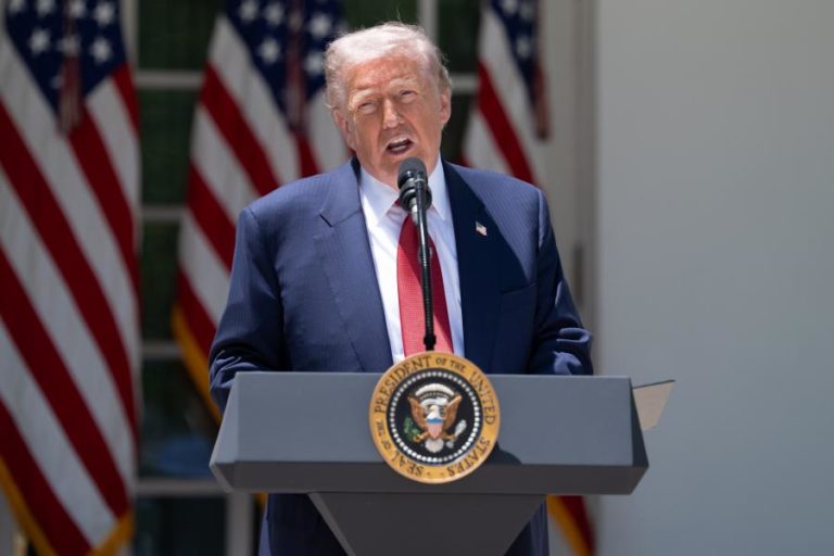 Trump diz que resposta do Irão à proposta dos EUA “é totalmente inaceitável”