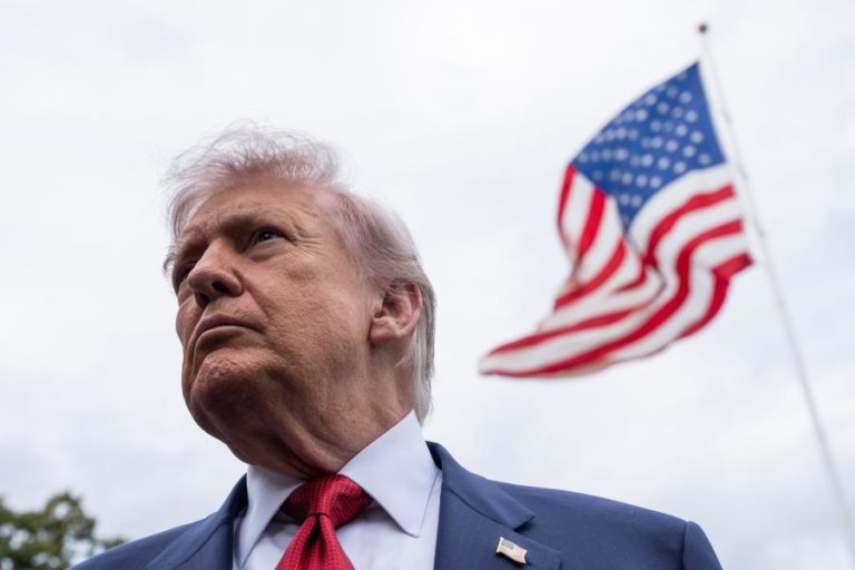 Trump diz que Irão vai parar de “gozar” com os Estados Unidos