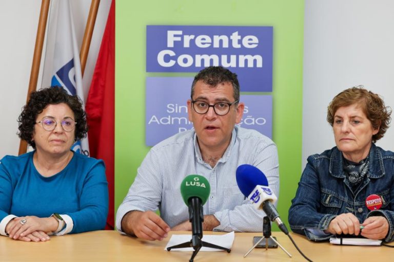Frente Comum insiste em subida intercalar de salários e apela à participação na greve geral