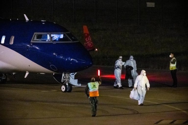 Hantavírus: Dois últimos voos de repatriamento aterraram na Holanda