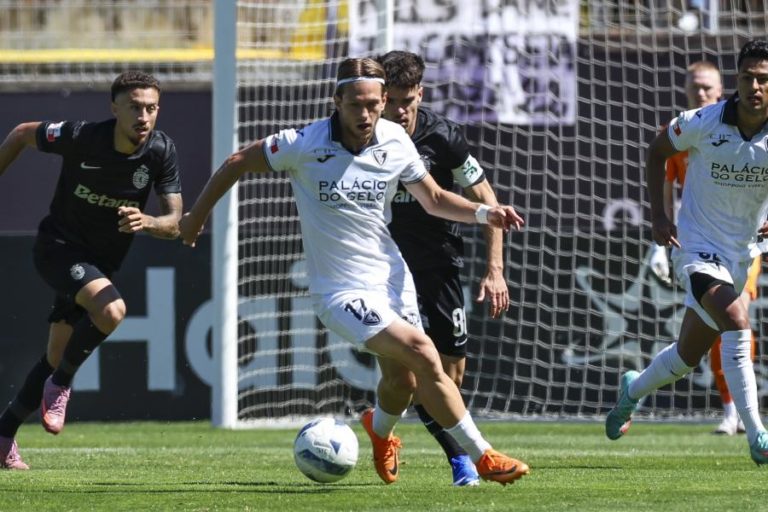 Académico de Viseu regressa à I Liga portuguesa de futebol 37 anos depois