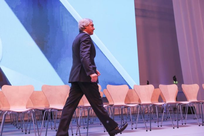 47122684.JPG