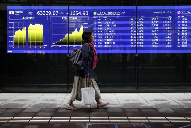 Nikkei dispara 2,87% e fecha em registo recorde com perspetiva de paz no Irão