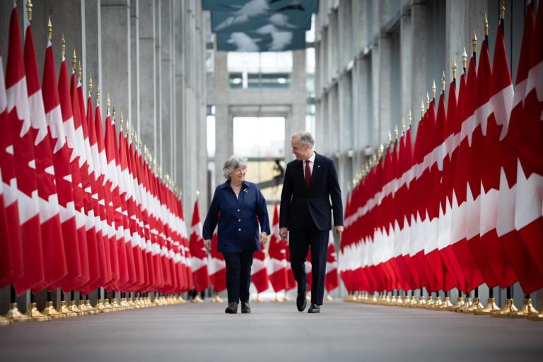 Louise Arbour nomeada governadora-geral do Canadá