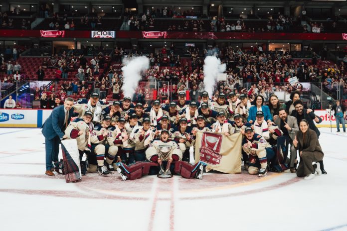B4-02-VT DESTAQUES DESPORTO CANADA CS 052126