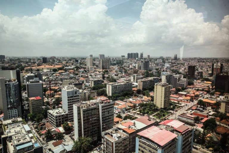 Angola deverá crescer pelo menos 4% este ano – Oxford Economics