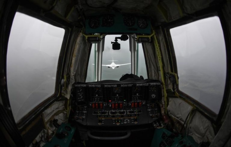 Rússia realizou patrulhas com bombardeiros no Mar de Barents e da Noruega