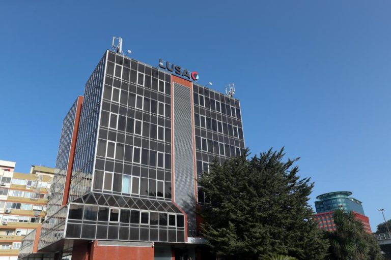 Trabalhadores da Lusa acusam Governo de confundir denúncia do AE com negociação