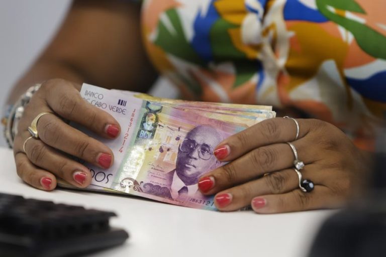 Banco central revê dados das remessas para Cabo Verde que crescem 2,5%