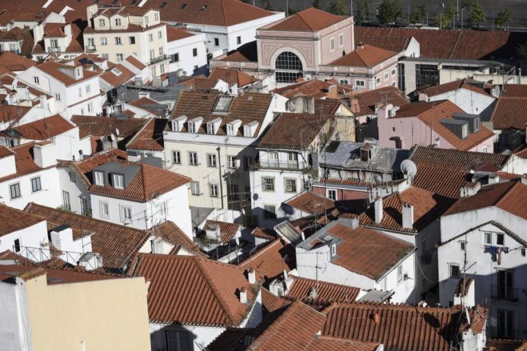 Avaliação bancária da habitação bate recorde e ultrapassa 2.200 euros/m2 em maio- INE