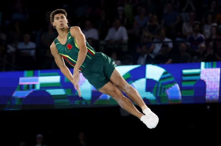 Ginastas portugueses nas meias-finais da Taça do Mundo de trampolins na Suíça