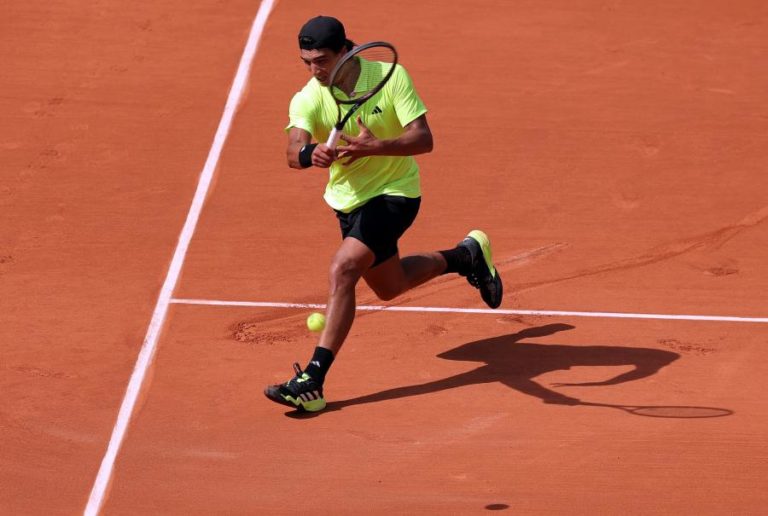 Tenista português Henrique Rocha conquista challenger de Perugia