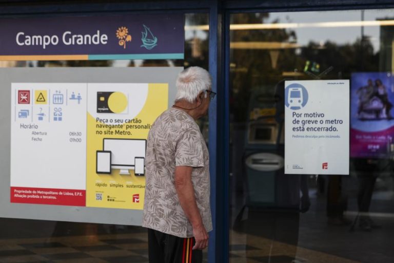 Greve Geral: Metro de Lisboa prevê paralisação do serviço a partir das 23:00 de terça-feira