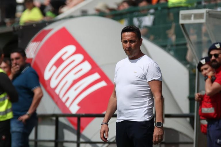 Treinador Luís Silva termina ligação ao Estrela da Amadora ao fim de duas épocas