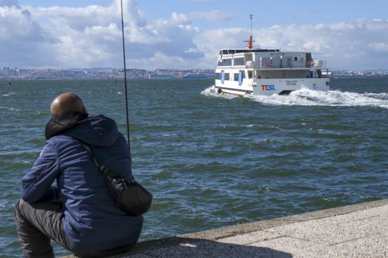 Ligações fluviais com horários reforçados entre Cacilhas, Barreiro e Lisboa a partir de hoje