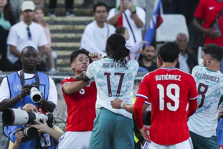 Mundial2026: Martínez defende Rafael Leão e espera ter jogador na estreia