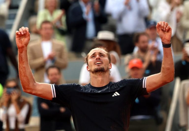 Zverev conquista primeiro ‘major’ ao derrotar Cobolli na final de Roland Garros