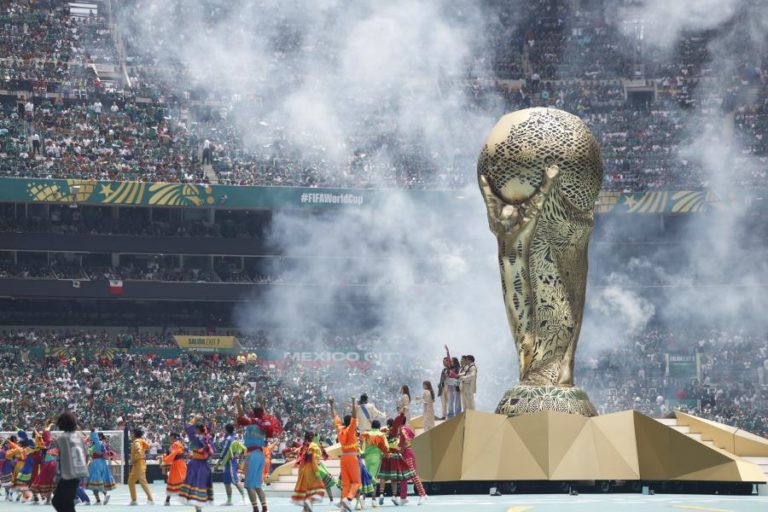 Mexicano Brian Gutiérrez deu início à 23.ª edição do Mundial de futebol