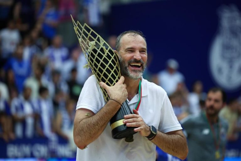 Fernando Sá assume “felicidade extrema” por quebrar ‘jejum’ do FC Porto no basquetebol