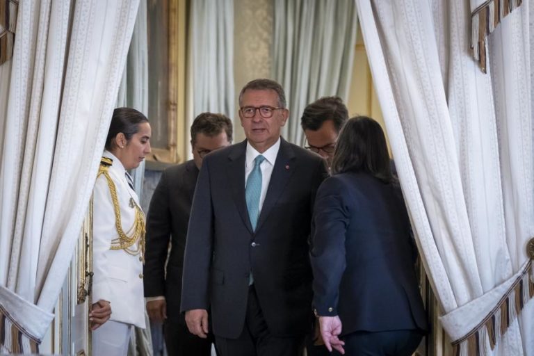Irão: PR diz que acordo é “sinal claro” de que negociação e respeito são os caminhos mais eficazes