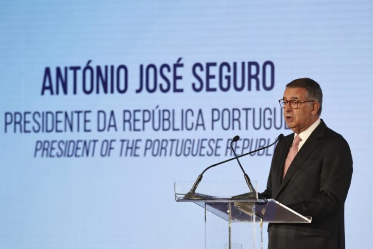 Seguro cita Carney sobre potências médias e defende “comunidade atlântica ampla”