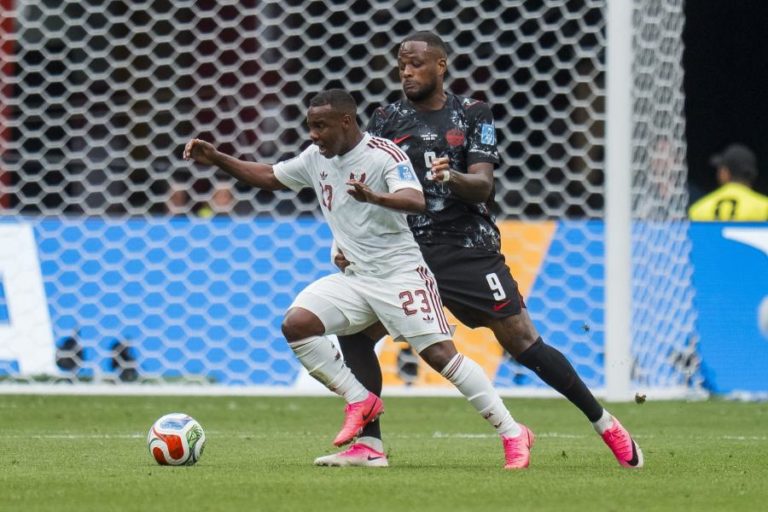 Mundial2026: Qatari Assim Madibo suspenso cinco jogos por lesionar Ismaël Koné