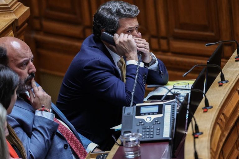 Ventura diz que Chega “não se vende, nem verga” após votar contra reforma laboral